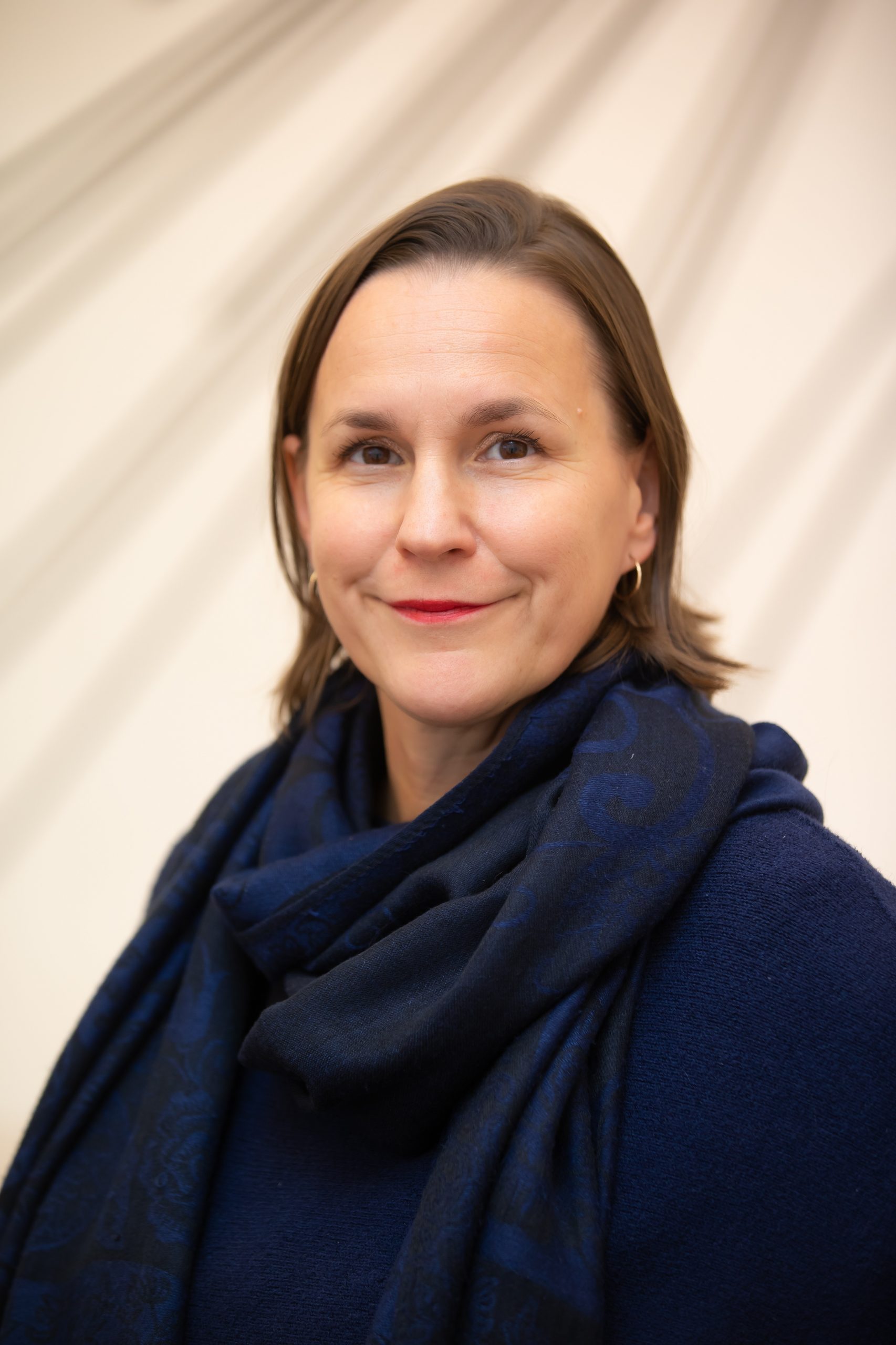 Margarethe Makovec, künstlerische Leiterin des < rotor > Zentrums für zeitgenössische Kunst und Mitinitiatorin von Office Ukraine, Graz © Thomas Raggam Margarethe Makovec, künstlerische Leiterin des < rotor > Zentrums für zeitgenössische Kunst und Mitinitiatorin von Office Ukraine, Graz © Thomas Raggam